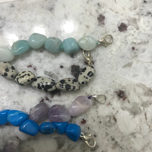 Turquoise stone choker necklace - Picture 3 of 4